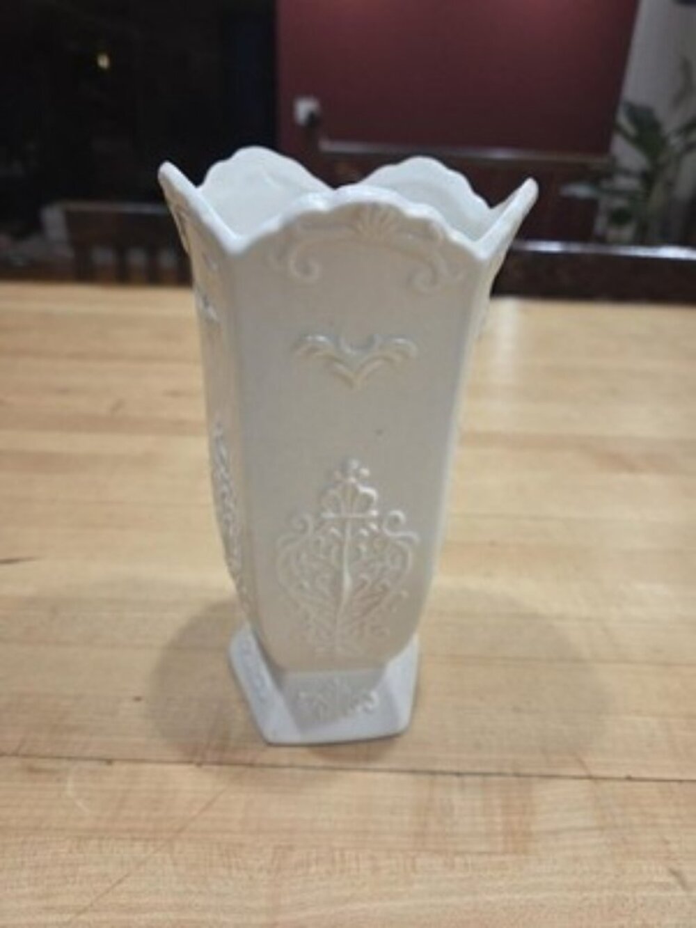 Vintage White Ceramic Porcelain Vase Urn Scalloped Rim Embossed Design